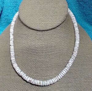 Elegant White Shell Beaded Necklace vintage surfer beach